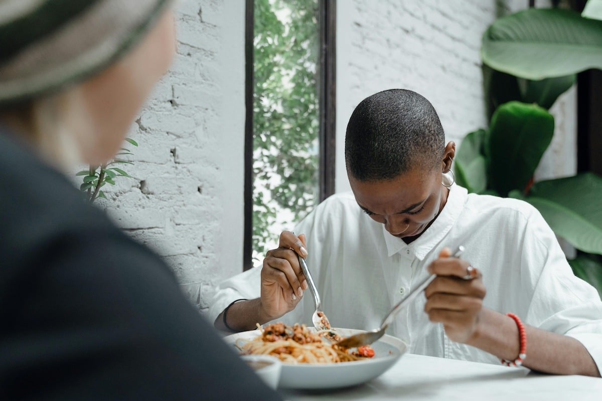 A Few Proven Ways to Get Stains Out of White Shirts